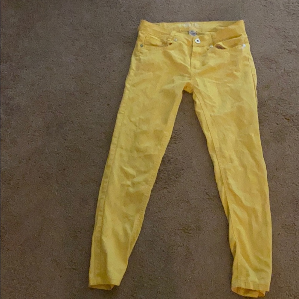 Yellow jeans